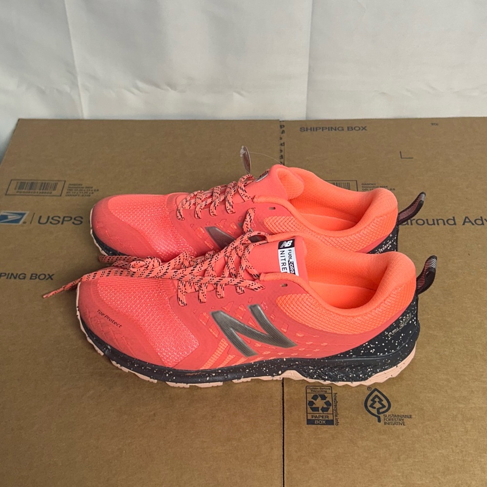 New Balance Coral Pink Athletic Running Shoes